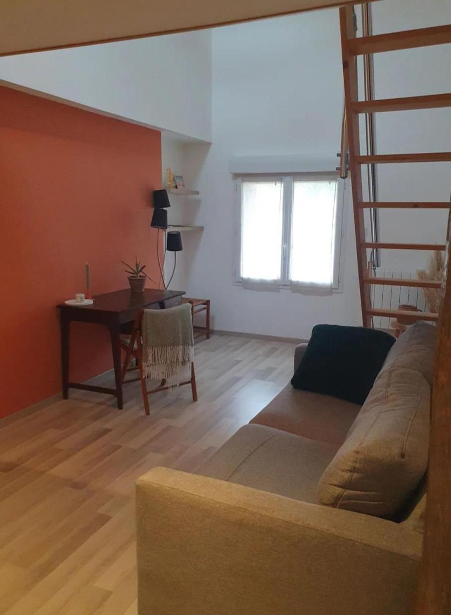 Chambre Chez L'Habitant Avec Petit Dejeuner A 5 Mins Du Futuroscope Шасней дю Пуату Екстериор снимка
